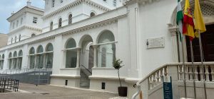 Mañana 29 de enero el acceso a la Facultad será por la puerta trasera